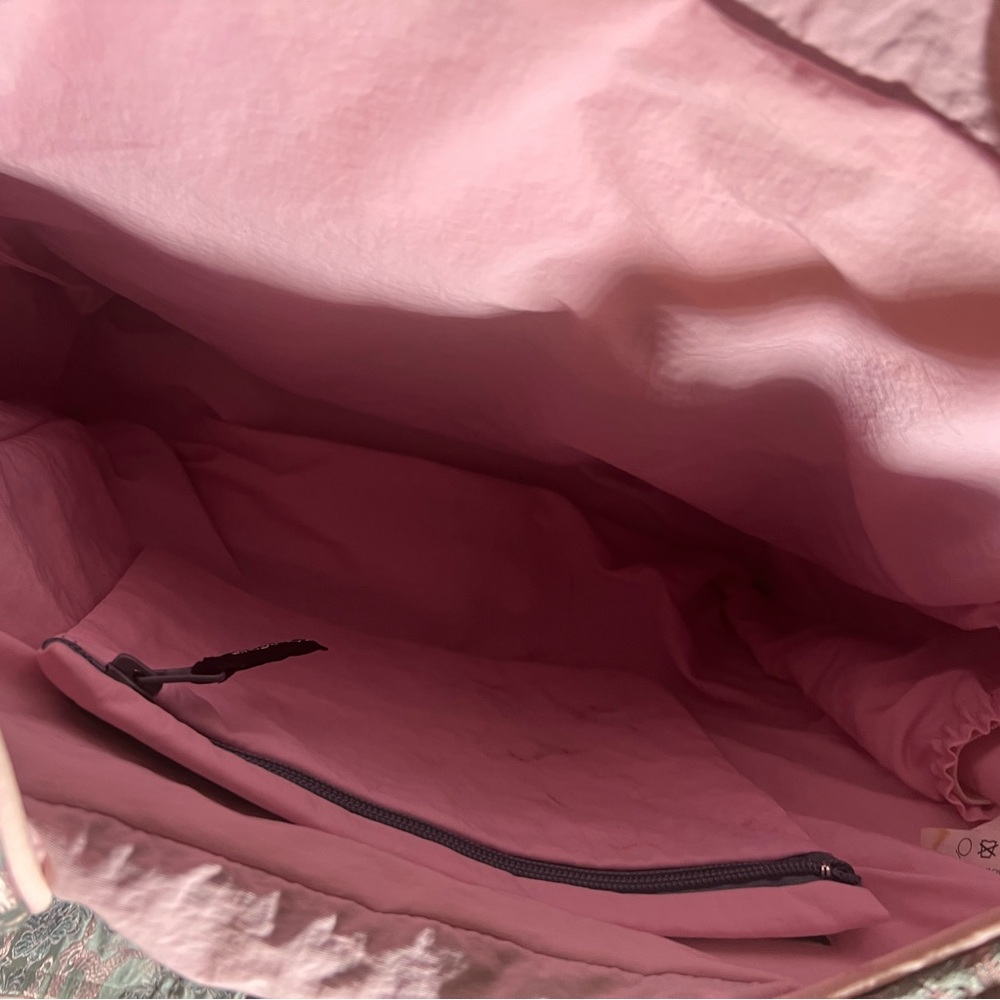Diaper Bag Used But In Great Condition. View 5
